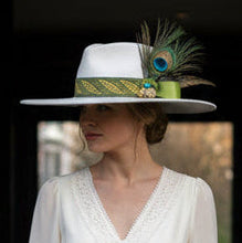Load image into Gallery viewer, Customized Perla Wide Brim Fedora Hat - White with Peacock Feathers