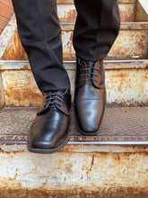 Load image into Gallery viewer, Men's Oxford Shoes - Black