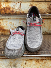 Load image into Gallery viewer, Howitzer Men's Roam Crimson Shoes Grey