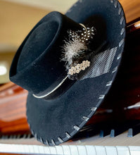 Load image into Gallery viewer, Customized Renegade Cowpuncher hat black