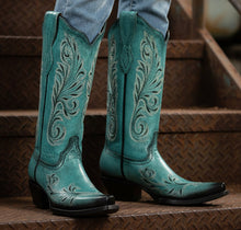 Load image into Gallery viewer, WHITE AND BLACK EMBROIDERY TURQUOISE SNIP TOE COWBOY BOOT