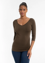 Load image into Gallery viewer, Three-Quarter Sleeve Reversible Top