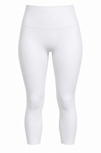 Load image into Gallery viewer, One-Size High-Waist Capri Leggings
