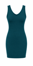 Load image into Gallery viewer, One-Size Reversible V-Neck/Scoop Neck Thigh-Length Layering Sleeveless Dress/Top
