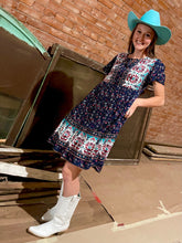 Load image into Gallery viewer, Key Hole Neckline Short Sleeve Dress with Pockets - Blue Floral
