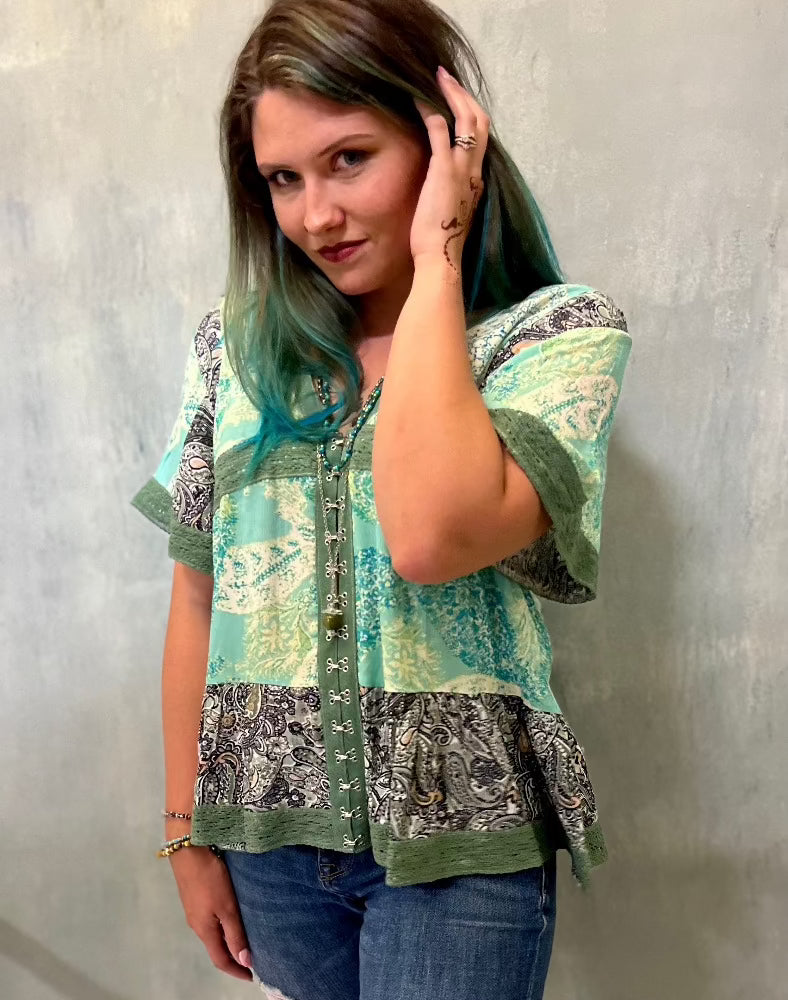 Tailored West Boho Style Top in Mixed Print - Mint