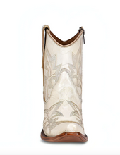 Load image into Gallery viewer, Corral Pearl Embroidery Ankle Boots with Zipper L5916
