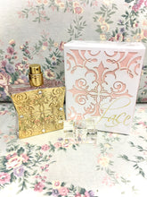 Load image into Gallery viewer, Tru Fragrance Perfume - Lace
