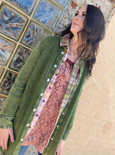 Load image into Gallery viewer, Tailored West Snap Front Sweater Tunic Cardigan Forest Green
