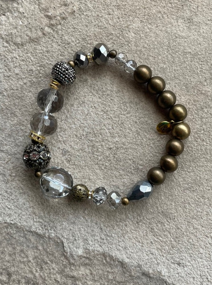 Gold and Rhinestone Beaded Bracelet